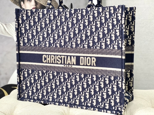 Dior Oblique Nakış Kanvas Lacivert Markalı Omuz Çantası Christian Book Büyük
