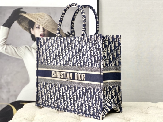 Dior Oblique Nakış Kanvas Lacivert Markalı Omuz Çantası Christian Book Büyük