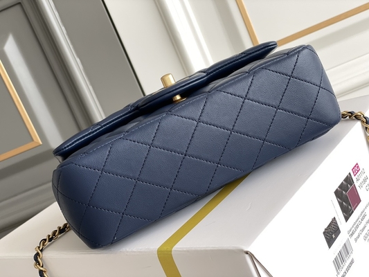 Havyar Chanel Mini Dikdörtgen Havyar 2020 Damarlı Kuzu Derisi ve Altın Rengi Metal