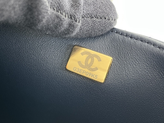 Havyar Chanel Mini Dikdörtgen Havyar 2020 Damarlı Kuzu Derisi ve Altın Rengi Metal