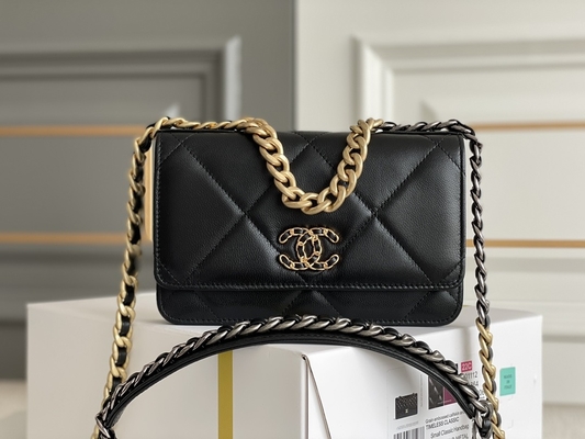 Kuzu Derisi Altın Preloved Markalı Çanta Chanel 19 Flap Çanta Mini OEM