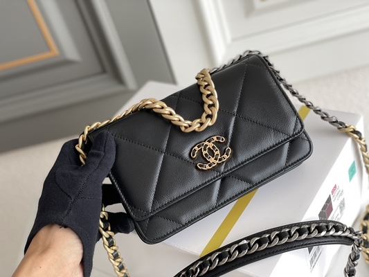 Kuzu Derisi Altın Preloved Markalı Çanta Chanel 19 Flap Çanta Mini OEM
