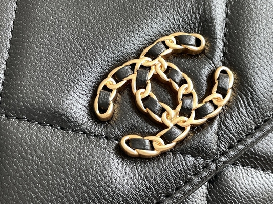 Kuzu Derisi Altın Preloved Markalı Çanta Chanel 19 Flap Çanta Mini OEM