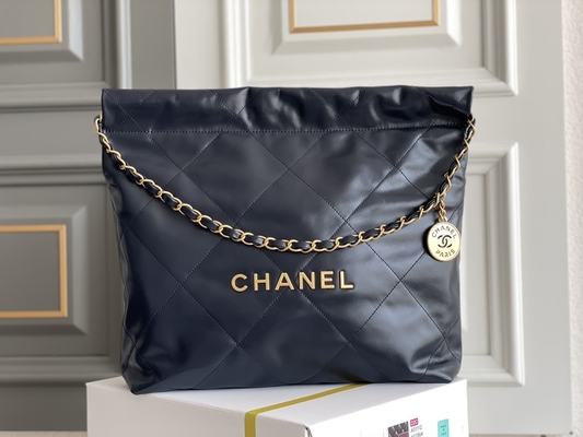 22S Dana Derisi Lacivert Chanel 22 &quot;Çöp Torbası&quot; Küçük El Çantası ODM