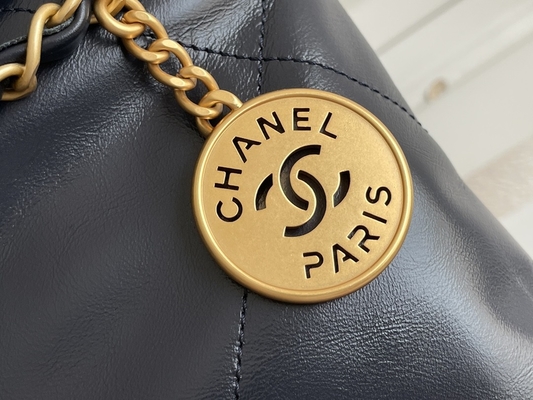 22S Dana Derisi Lacivert Chanel 22 &quot;Çöp Torbası&quot; Küçük El Çantası ODM