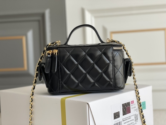Kuzu Derisi Özel Markalı Çantalar Chanel 22K Vanity Case Çok Cepli