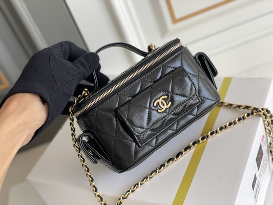 Kuzu Derisi Özel Markalı Çantalar Chanel 22K Vanity Case Çok Cepli