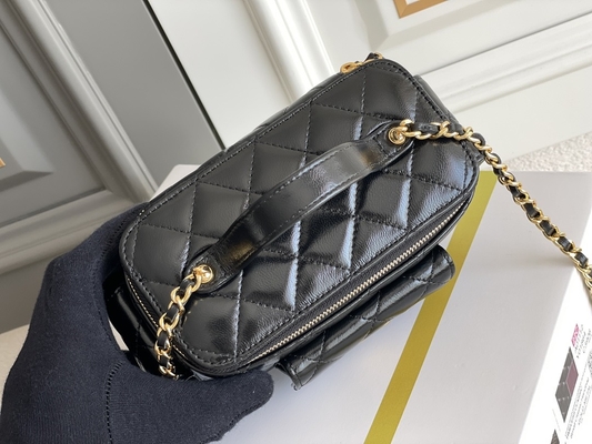Kuzu Derisi Özel Markalı Çantalar Chanel 22K Vanity Case Çok Cepli