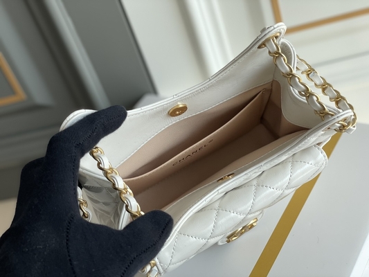Klasik Beyaz Dana Derisi Preloved Markalı Çanta Zinciri Chanel 2023 Cruise Çantaları