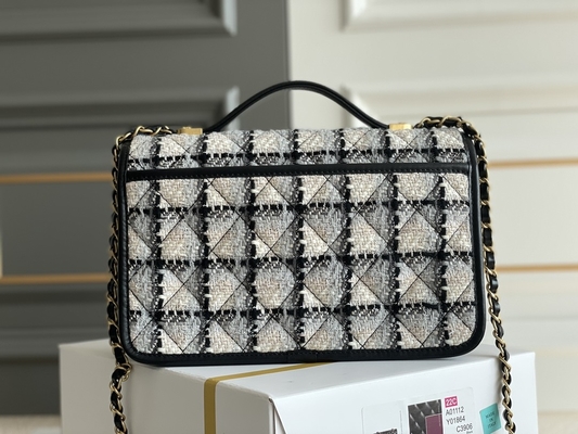 Classic 2WAY Chanel Orta Kapaklı Çanta Messenger Siyah Beyaz Ekose Yün