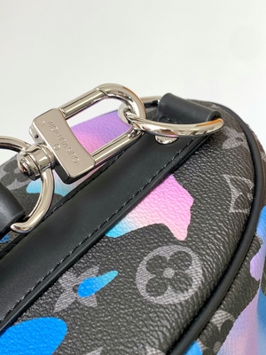 Sunrise Monogram Eclipse Markalı Messenger Çanta LV Keepall Bandoulière 25 Oda Manzaralı 