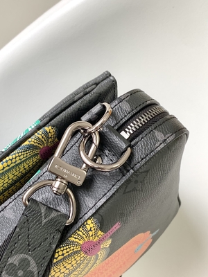 LV x YK Trio Monogram Unisex Markalı Erkek Çanta M46358 Sokak Stili İşbirliği 3WAY