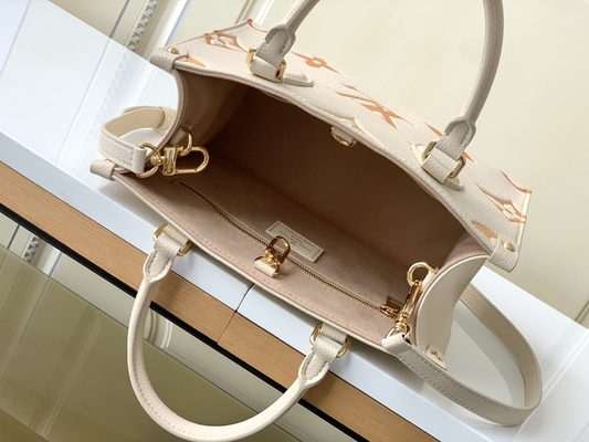 Krem Safran Dev Monogram OnTheGo MM Louis Vuitton IPad Mini için Messenger Çanta
