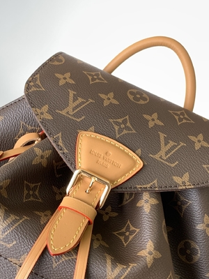 Monogram Shadow Dana Derisi LV Montsouris PM Sırt Çantası Ayrılabilir Tılsım