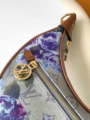 Koltuk Altı Mini Sling Çanta Markalı Louis Vuitton Loop Hobo Çanta 2022