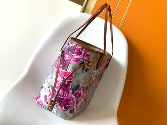 Çiçek Desenli Gümüş Louis Vuitton Büyük Asla Full M21352