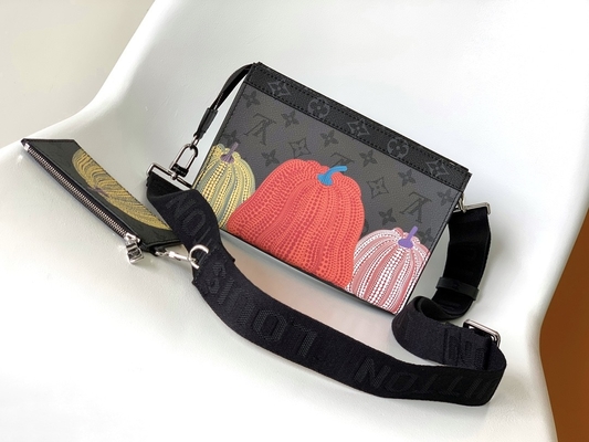 LV X YK Mini Tasarımcı Cüzdanlar Louis Vuitton Pochette Voyage Kabak Baskı Gaston Giyilebilir Cüzdan