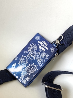 Küçük Gaston Louis Vuitton LV Poşet Cüzdan Çift Fermuarlı Giyilebilir
