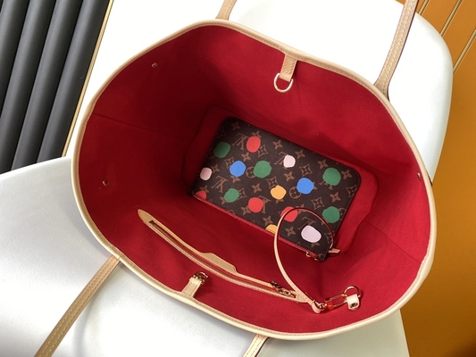 siyah LV X Yayoi Kusama Louis Vuitton Neverfull MM Monogram Çanta Çok Renkli