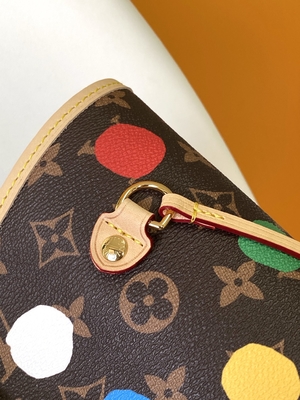 siyah LV X Yayoi Kusama Louis Vuitton Neverfull MM Monogram Çanta Çok Renkli