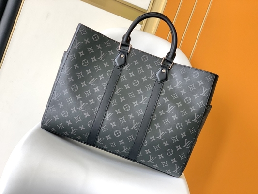 Erkek Sac Plat Horizontal Zippé 24H M45571 Louis Vuitton çanta