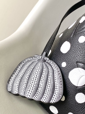 Bayan Beyaz Siyah NéOnoé MM Louis Vuitton Yayoi Kusama El Çantası