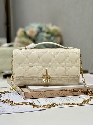 Markalı Lady Dior Patent Clutch Küçük İnci Siyah Kapaklı