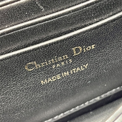 Markalı Lady Dior Patent Clutch Küçük İnci Siyah Kapaklı