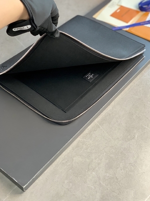 Tasarımcı Louis Vuitton Pochette Jour GM Cuir Taurillon Deri Siyah Siyah Çantalar
