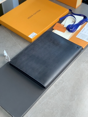 Tasarımcı Louis Vuitton Pochette Jour GM Cuir Taurillon Deri Siyah Siyah Çantalar