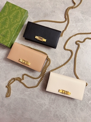 Açık Pembe Deri Mini Tasarımcı Cüzdanlar Gucci Python Zinciri Üzerinde Cüzdan WOC Kilitli G ile