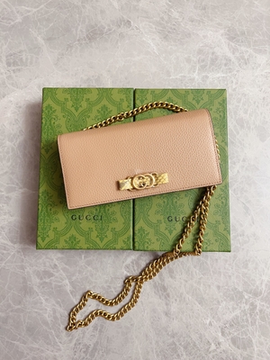 Açık Pembe Deri Mini Tasarımcı Cüzdanlar Gucci Python Zinciri Üzerinde Cüzdan WOC Kilitli G ile