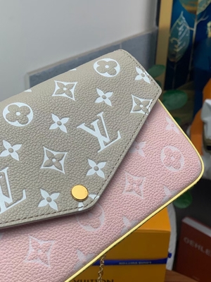 Beyaz Pochette Felicie LV Çanta Bahar In The City Monogram Empreinte