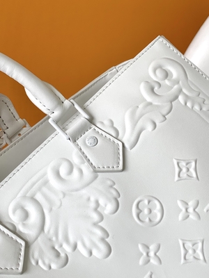 Beyaz Monogram Preloved Markalı Çanta Louis Vuitton Sac Plat Tote