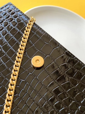 Dana Derisi YSL Siyah Çanta Altın Zincir Kate Küçük Püskül