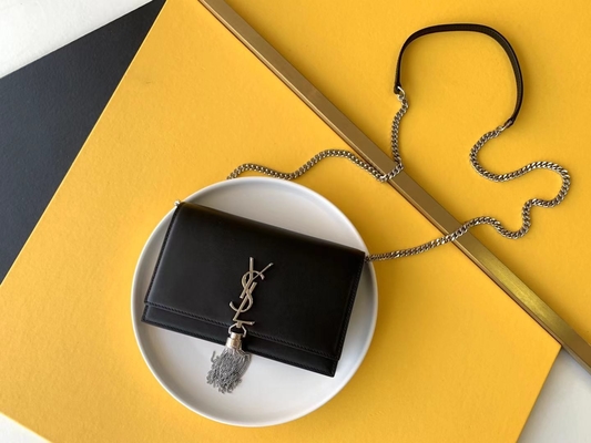 Orta Boy Kate Püskül Kırmızı YSL Saint Laurent Woc Fermuar Kapatma