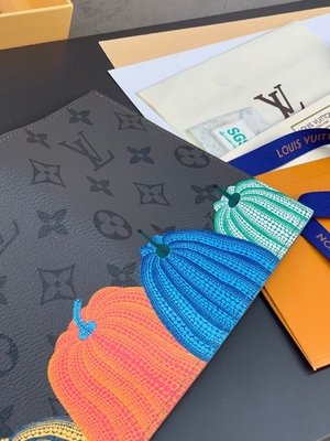 Louis Vuitton LV X YK Mini Tasarımcı Cüzdanlar Cep Düzenleyici Siyah Kabak Baskı