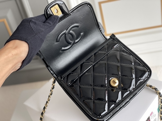Chanel 22 Mini Tasarımcı Çantalar Damla Kapaklı Siyah Büyü Altın Zincir