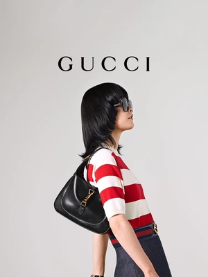Siyah Deri 1961 Jackie Çanta Gucci Tarafından Onurlandırılan Klasik Altın Aksesuarlar