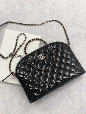Retro Bayan Tarzı Küçük Chanel Patent Dana Derisi Alışveriş Çantası