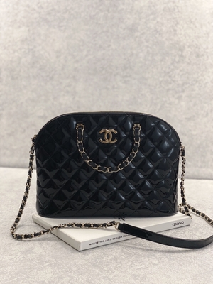 Retro Bayan Tarzı Küçük Chanel Patent Dana Derisi Alışveriş Çantası