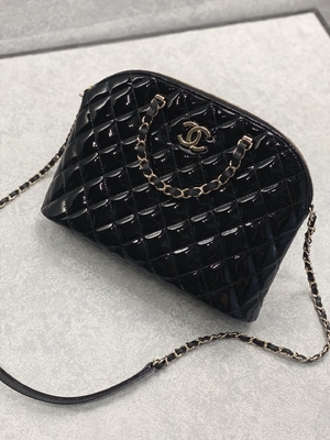 Retro Bayan Tarzı Küçük Chanel Patent Dana Derisi Alışveriş Çantası