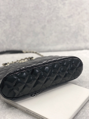 Retro Bayan Tarzı Küçük Chanel Patent Dana Derisi Alışveriş Çantası