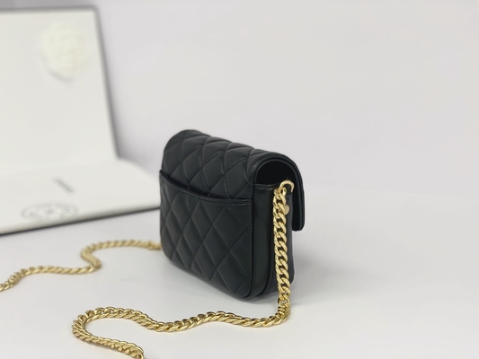Siyah Kuzu Derisi Deri Markalı Messenger Çanta Chanel Flap Telefon Tutucu
