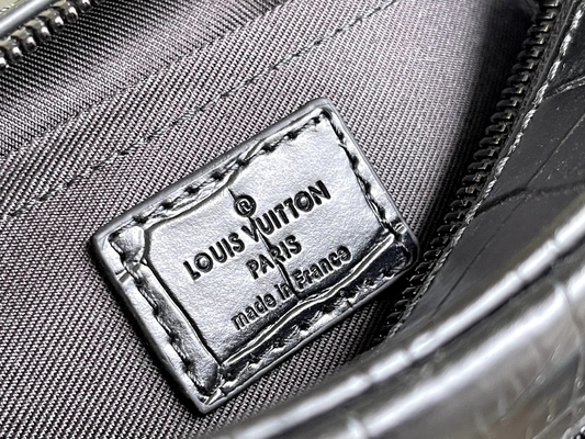 Crocodilien Mat Siyah Louis Vuitton LV Soft Trunk Mini Küçük Rugan