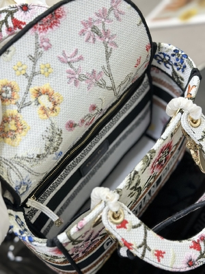 Çok Renkli Petites Fleurs Özel Markalı Çantalar Dior Medium D Lite Çanta